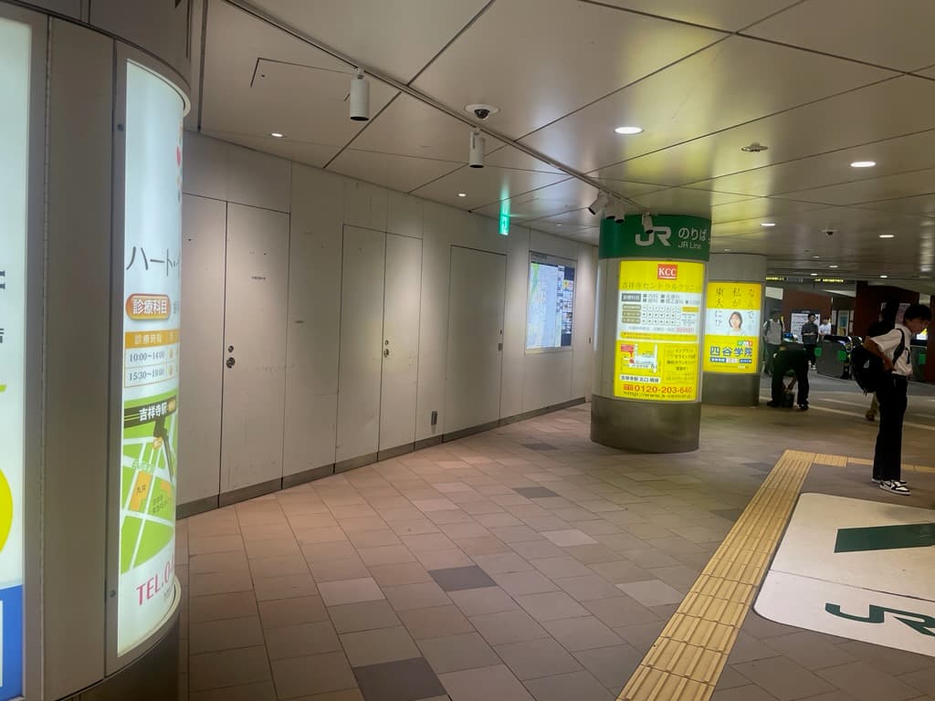 物販・プロモーションに最適、吉祥寺駅改札前2Fコンコースイベントスペース2